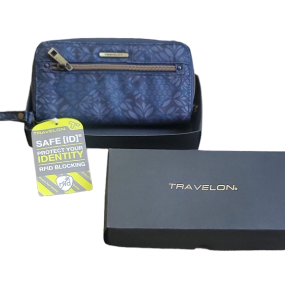 NWT TRAVELON  RFID ID PROTECTING WRIST PURSE/WALLET - Picture 3 of 8